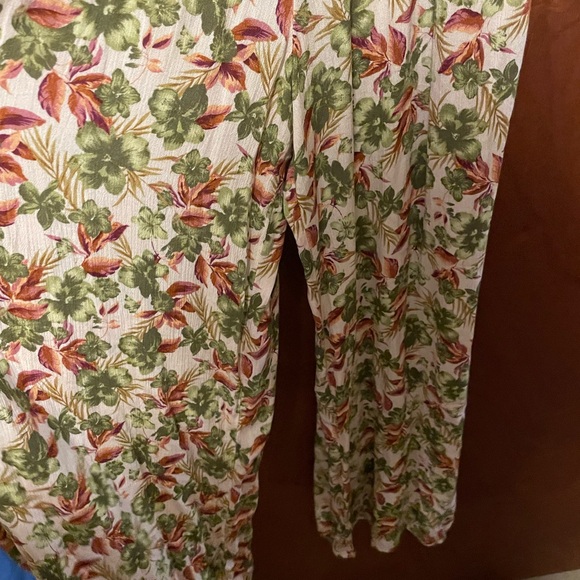 Stunning Romper - Picture 4 of 5